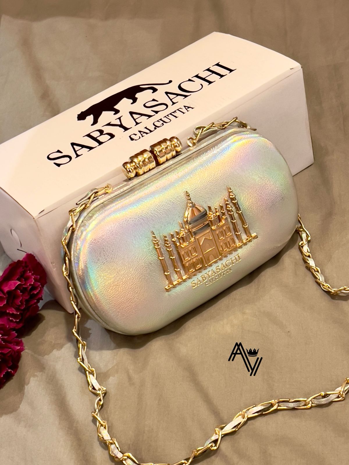 SABYASACHI CLUTCH