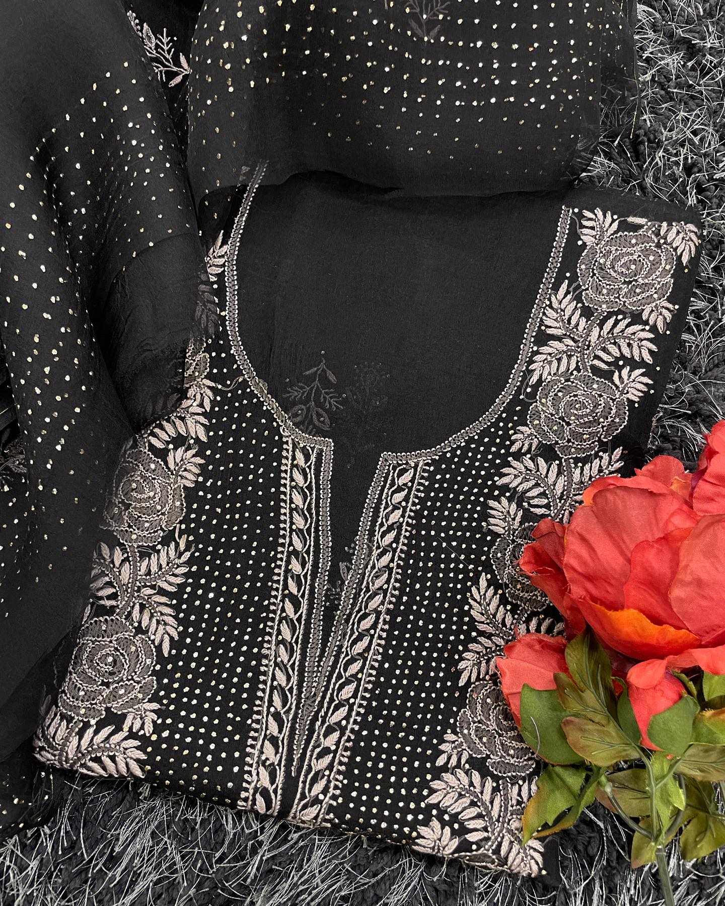 GULAAB E ORGANZA 🌹
