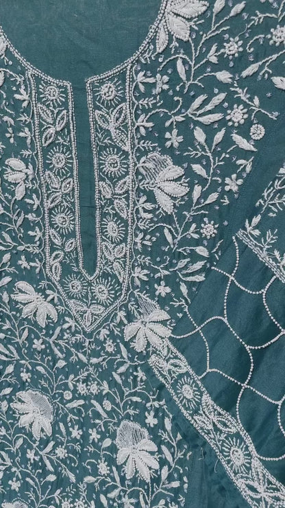 *LUCKNOWI CHIKANKARI ANARKALI*