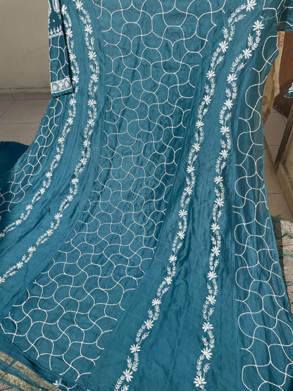 *LUCKNOWI CHIKANKARI ANARKALI*