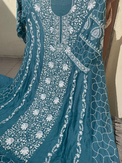 *LUCKNOWI CHIKANKARI ANARKALI*
